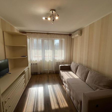 Шикарная 2К Квартира Метро Лыбедская. Оушен Плаза. Дружбы Народов Kiew Exterior foto